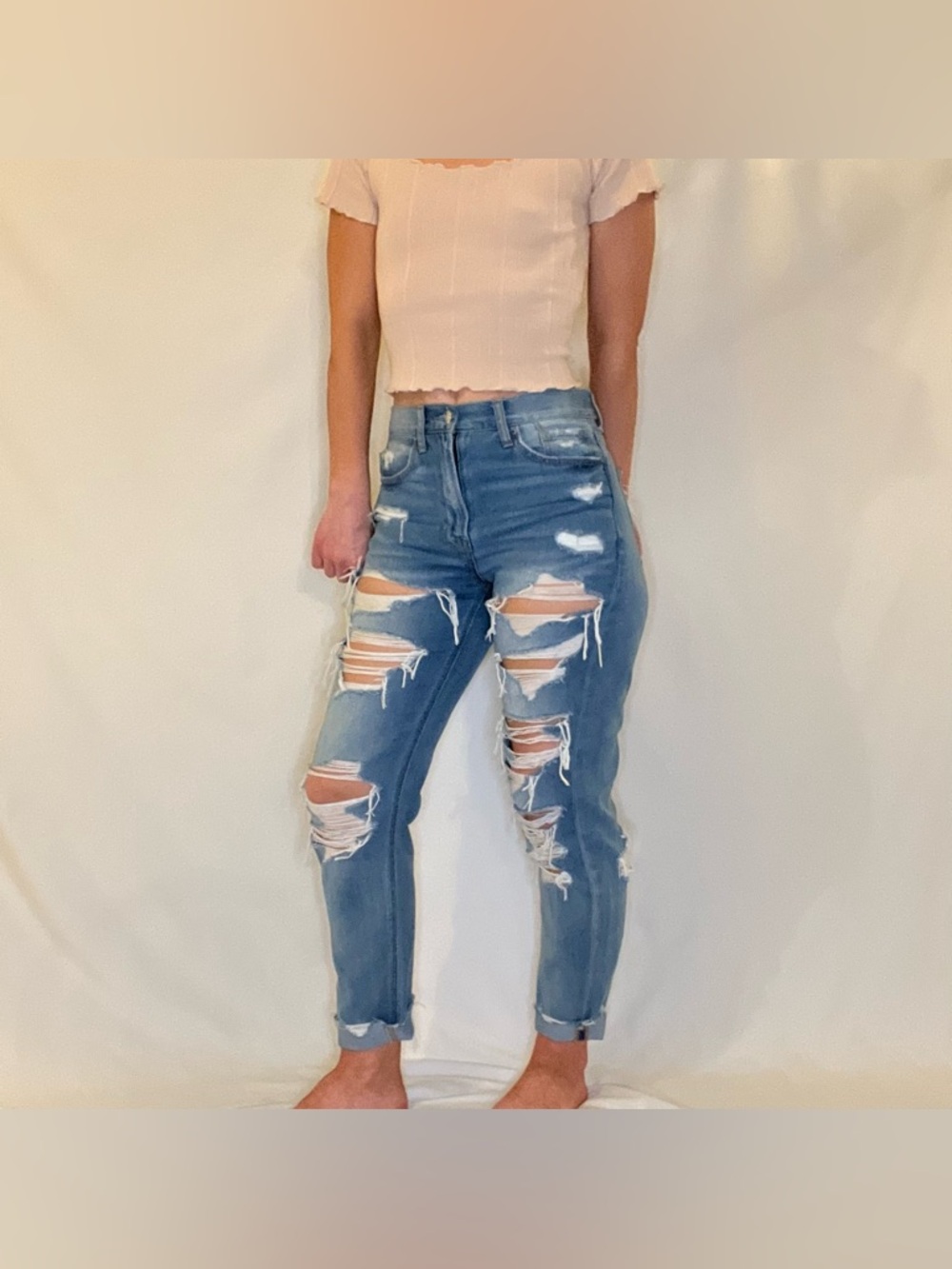 American Eagle Outfitters Mom Jeans High Rise Light Wash Distressed Women’s 4 - Picture 4 of 8